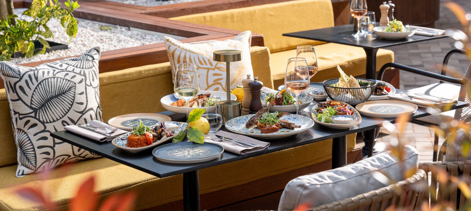 MIDDLE'TERRANEAN RESTAURANT